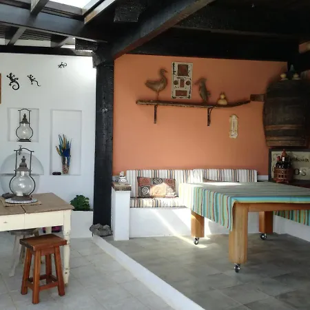 Apto. Con Piscina El Flamboyán 1 Apartamento